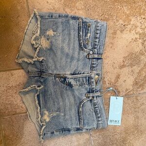 REVICE Editors Cut/Heat Wave Denim Shorts